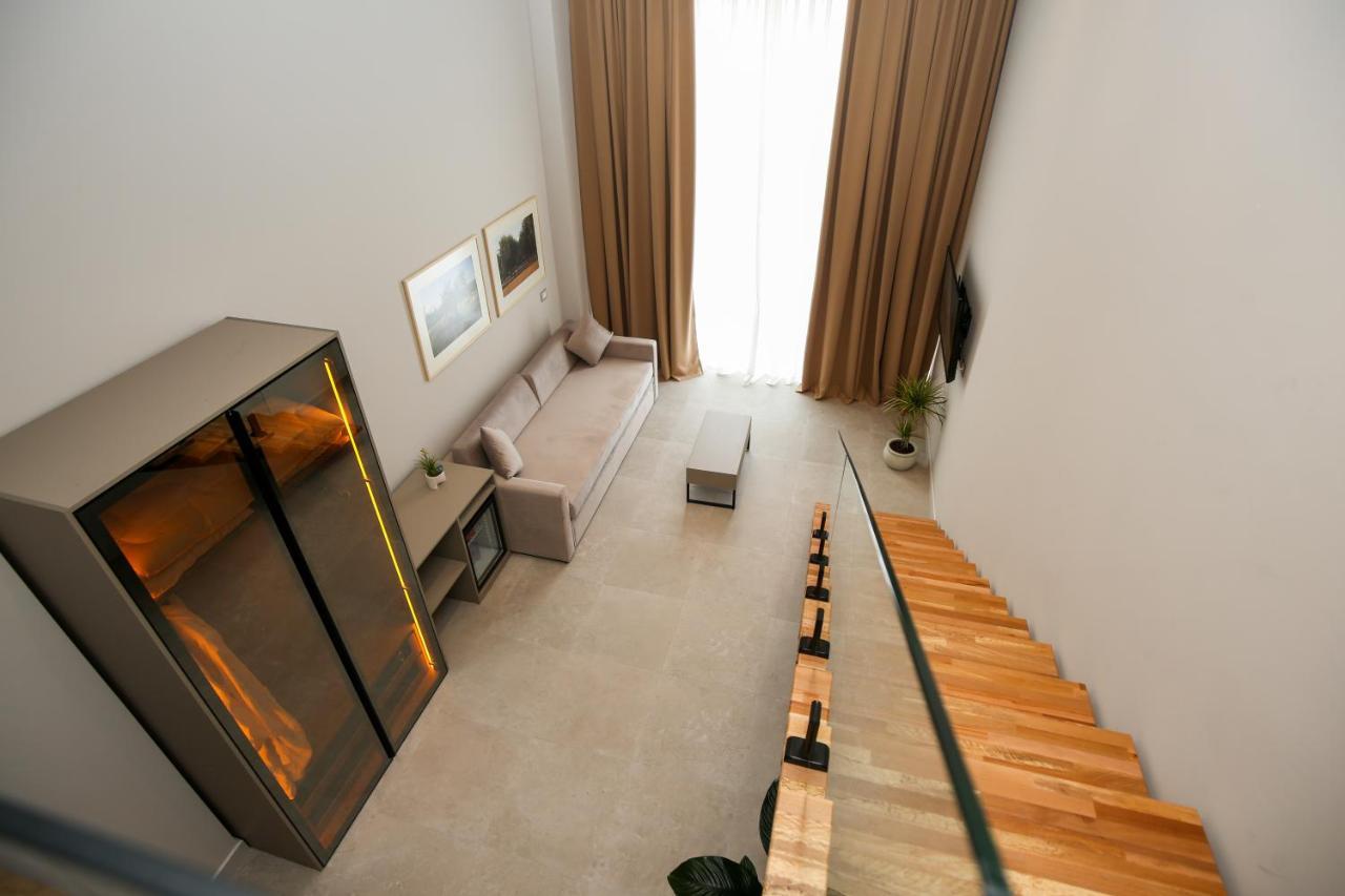 Toto Hotel & Apartments Radhimë Екстериор снимка