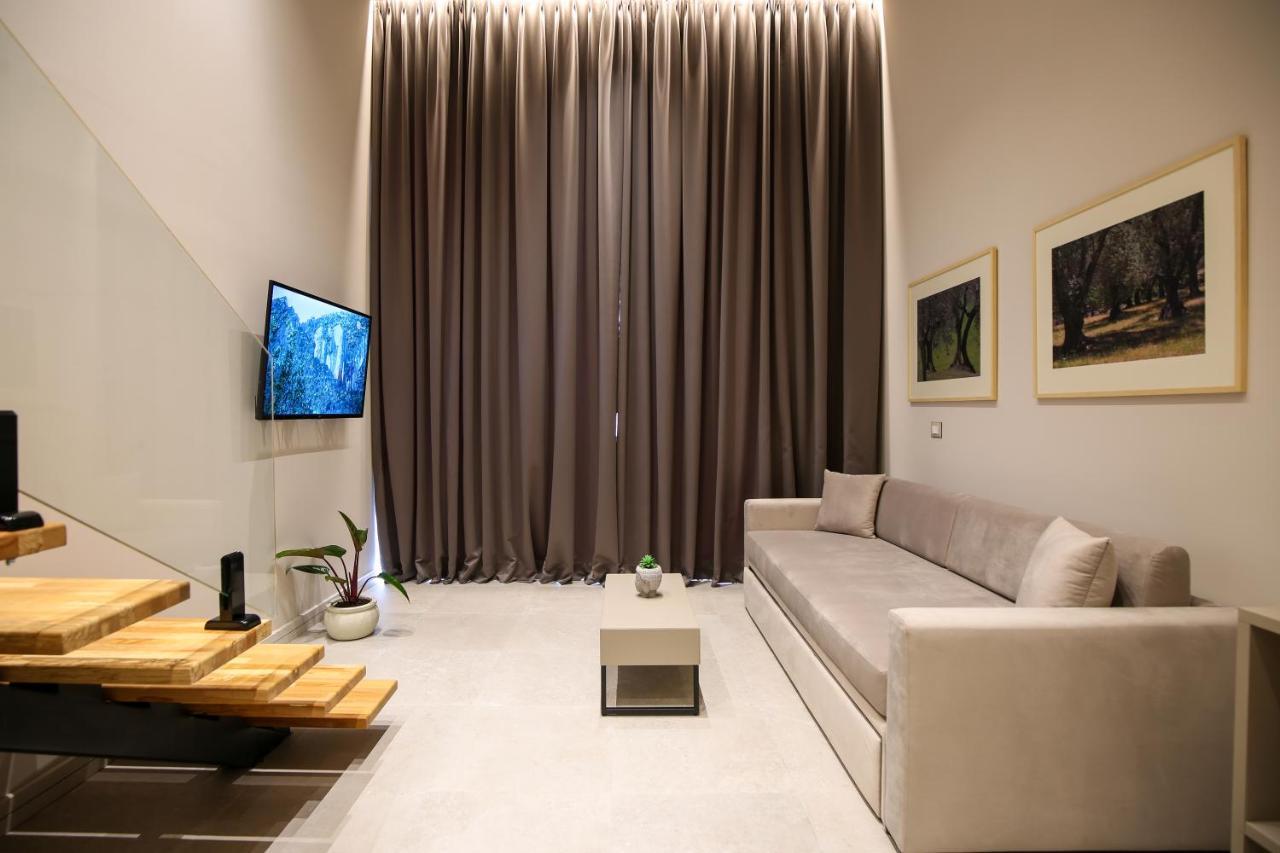 Toto Hotel & Apartments Radhimë Екстериор снимка